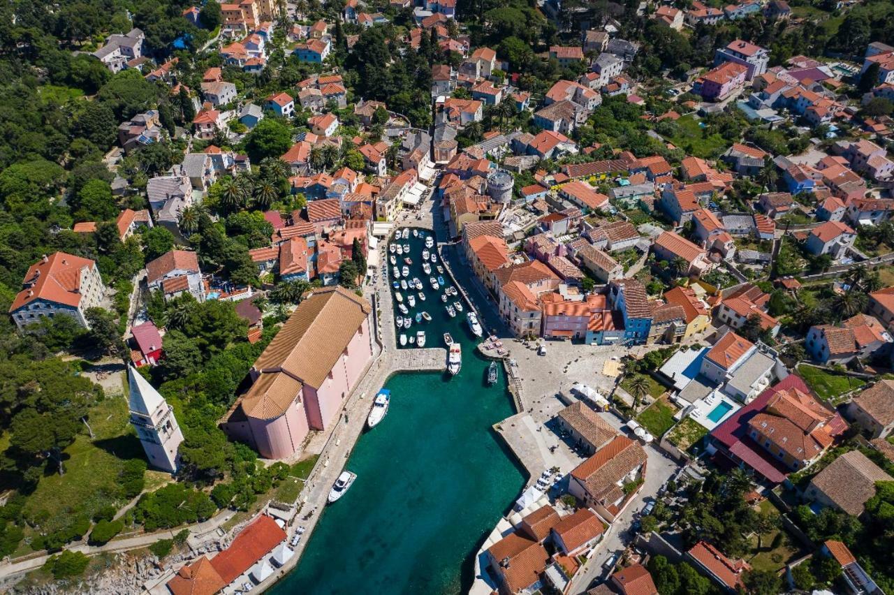 House Encanto Veli Losinj Bagian luar foto